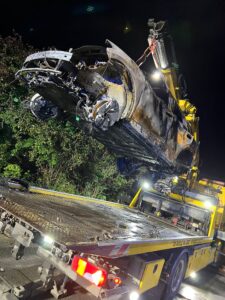 Abschleppdienst E-Auto Brand